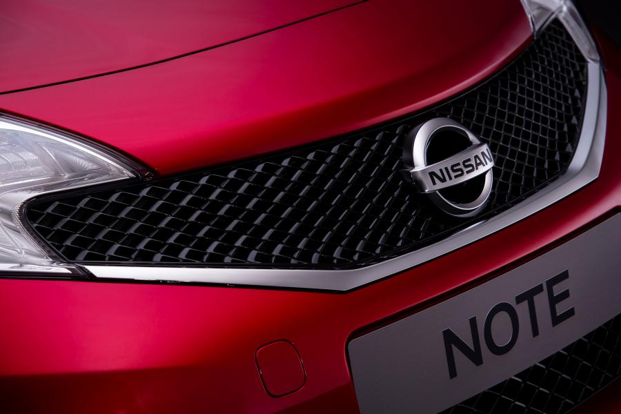  Nissan Note 2013 года  (UK) (фото 29 из 47)
